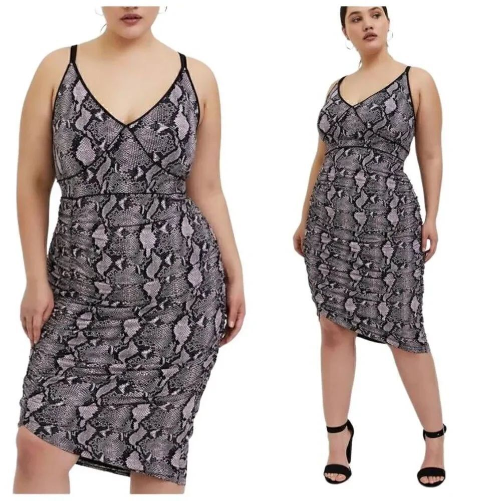 NEW Torrid Mauve Pink Snake Print Knit Ruched Bodycon Dress Size Large